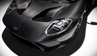 Δύο νέες εκδόσεις για το Ford GT