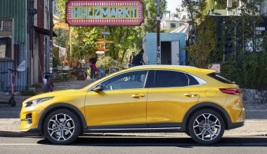 NEO KIA XCEED. 3 πρόσωπα - 1 αυτοκίνητο!