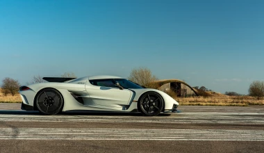 Οι Koenigsegg Gemera και Jesko Absolut ποζάρουν στο φακό… 