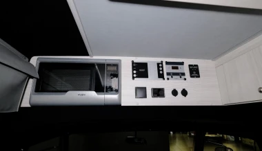 Μία Mercedes G-Wagen μεταμορφώθηκε σε σπίτι!