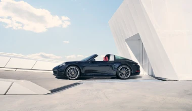 Κυρίες και κύριοι, υποδεχτείτε τη μοναδικότητα της νέας Porsche 911 Targa [video]