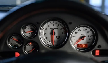 Αυτό το ονειρικό Mazda RX7 ποιος θα το πάρει;