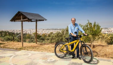 Η Kosmocar επενδύει στα ηλεκτρικά ποδήλατα