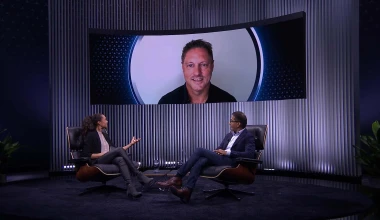 Στη νέα Mercedes-Benz S-Class γίνεται της… οθόνης! (video)