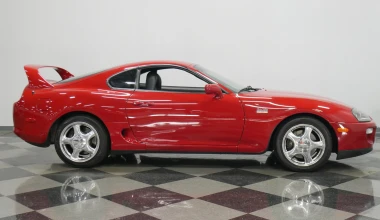 Πόσα θα έδινες γι' αυτή την Supra του 97;