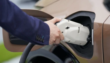 Nissan Ariya: το ηλεκτρικό crossover που έρχεται το 2021 (video)