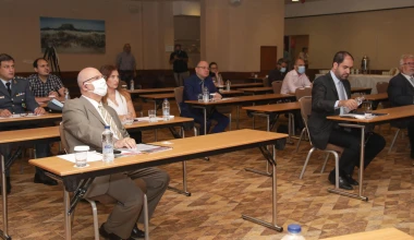 Δοκιμές στην Ελλάδα: Λωρίδες στο δρόμο που «επικοινωνούν» με τα οχήματα (video)