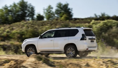 Νέο Toyota Land Cruiser με περισσότερη δύναμη και Black Pack