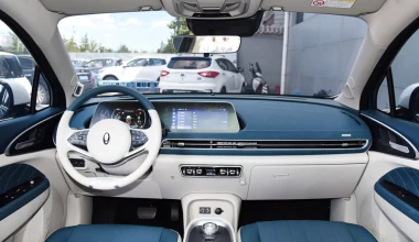 Νέο κινέζικο ηλεκτρικό που μοιάζει με μικρή Porsche! (Video)