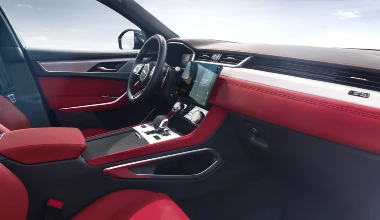 Νέα Jaguar F-Pace: Υβριδική και ριζικά μεταμορφωμένη! (Video)