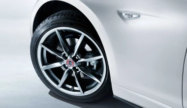 Η Mazda δωρίζει 50 MX-5 στους ήρωες του κορονοϊού