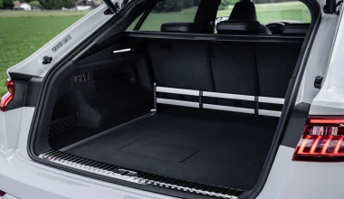 Τώρα το Audi Q8 μπαίνει στην πρίζα!