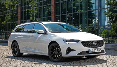 Με νέους ισχυρούς κινητήρες το Opel Insignia