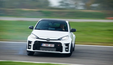 Το Yaris που πάει με το πλάι και κάνει το 0-100 km/h σε 5,5'' (video)