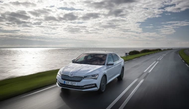 Δοκιμή: Skoda Superb iV - ΥΠΕΡΟΧΗ