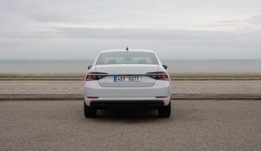 Δοκιμή: Skoda Superb iV - ΥΠΕΡΟΧΗ