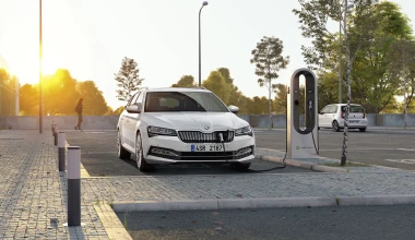 Δοκιμή: Skoda Superb iV - ΥΠΕΡΟΧΗ
