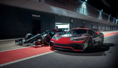 O Lewis Hamilton στο τιμόνι της Mercedes AMG Project ONE (video)