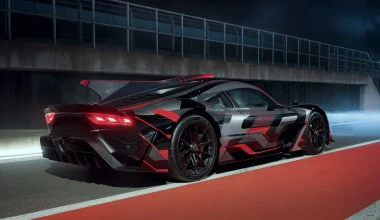 O Lewis Hamilton στο τιμόνι της Mercedes AMG Project ONE (video)