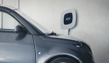 Στην Ελλάδα η γραμμή παραγωγής ηλεκτρικών αυτοκινήτων γερμανικής εταιρείας (live)