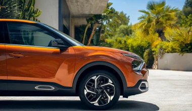 Ήρθε στην Ελλάδα το νέο Citroen C4 C-Cross - Δείτε τις τιμές