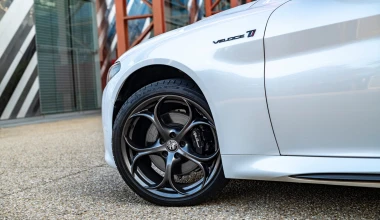 Alfa Romeo Giulia: Δείτε τις νέες εκδόσεις και τιμές