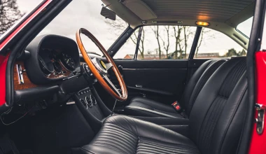 Έρωτας με την πρώτη ματιά! Πόσα θα δίνατε για αυτή τη Ferrari 330 GT;