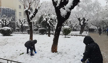 Μήδεια: Η Αθήνα στα λευκά (φωτογραφίες)