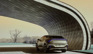 Ηλεκτρικό Kia EV6: Επίσημη πρεμιέρα με drag race κόντρα σε Lamborghini, AMG, McLaren, Porsche & Ferrari [Video]