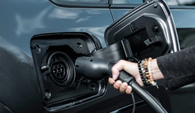 Οι τιμές του Toyota RAV4 Plug-In Hybrid στην Ελλάδα