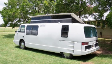 Vixen 21 TD: Τροχόσπιτο με 6κύλινδρο μοτέρ BMW και τελική ταχύτητα 160Km/h!