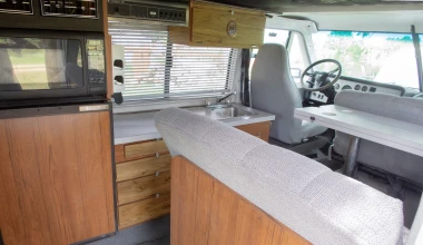 Vixen 21 TD: Τροχόσπιτο με 6κύλινδρο μοτέρ BMW και τελική ταχύτητα 160Km/h!