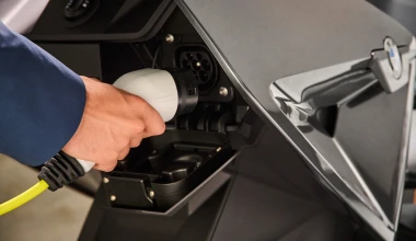 Νέο ηλεκτρικό μοντέλο της BMW από 9.950 ευρώ και με 130 Km αυτονομία