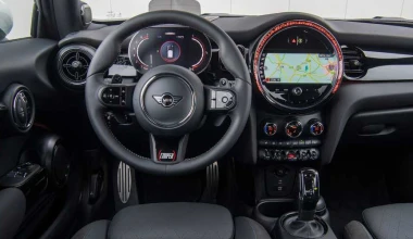 Επετειακό MINI Cooper για τα 60 χρόνια συνεργασίας με την οικογένεια Cooper