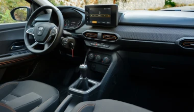 Διακοπές με το νέο Dacia Sandero Stepway στην Βόρειο Εύβοια