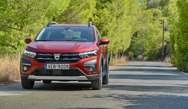 Διακοπές με το νέο Dacia Sandero Stepway στην Βόρειο Εύβοια