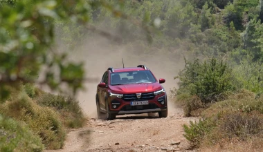 Διακοπές με το νέο Dacia Sandero Stepway στην Βόρειο Εύβοια
