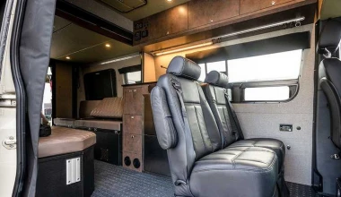 Το τροχόσπιτο-van που δημιουργήθηκε για τους περιπετειώδεις τύπους! [Video]