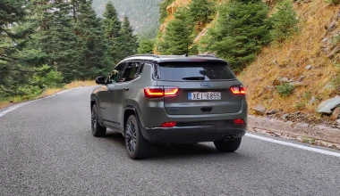 Δοκιμάζουμε το νέο Jeep Compass 4xe Plug-in Hybrid 240 PS