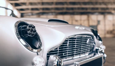 Με 107.000 ευρώ μπορείτε να αγοράσετε μια πιστή αντιγραφή του αυτοκινήτου του James Bond