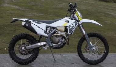 Off Road KTM-Husqvarna-GasGas ΜΥ 2022 - Χωματουργικές εργασίες τα 3 αδέρφια