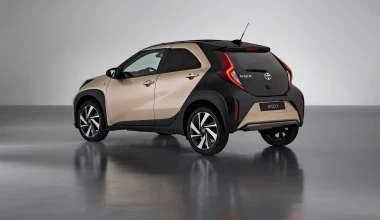 Το νέο Toyota Aygo είναι ένα mini crossover 