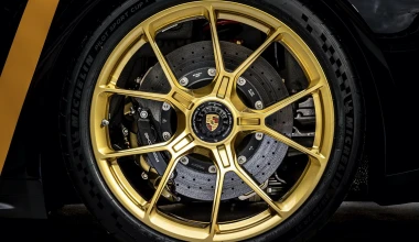 Porsche 911 GT3 «φοράει» περήφανα την στολή της 956 που νίκησε στο Le Mans [Video]