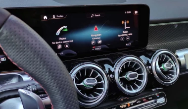 Δοκιμή Μercedes-AMG GLB 35 4MATIC: Dr AMG & Mrs GLB