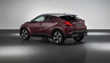 To Toyota C-HR φρεσκάρεται για το 2022 