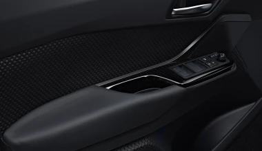 To Toyota C-HR φρεσκάρεται για το 2022