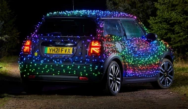 Η Mini στολίζει ένα Cooper με 2.000 LED για φιλανθρωπικούς σκοπούς!
