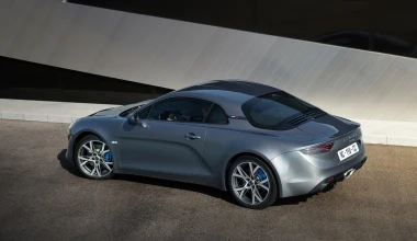 Η Alpine A110 ανανεώνεται στα σημεία