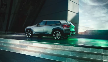 Νέα BMW XM, το επιβλητικό SUV που αποδίδει φόρο τιμής στη θρυλική M1 