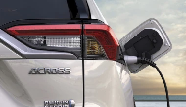 Δοκιμή Suzuki Across Plug-in Hybrid: Άκρως δελεαστικό